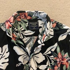 Abercrombie and Fitch button up